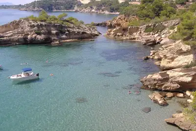 Maison à 200m de la mer, juste au bord de la piscine, loin des foules de touristes