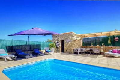 Image de Très belle villa entière mitoyenne de  115 m2 cosy et calme