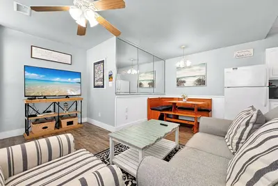 Image de Capri par le golfe 123, gratuit Service de plage inclus!