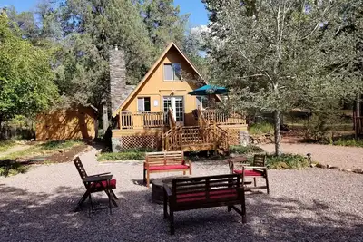 Image de Cabine confortable à Water Wheel Falls sur la rivière East Verde - Comfy & Clean!