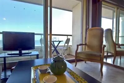 Image de Appartement avec Balcon - Plage à 150m, Parking