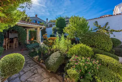 Image de Appartement de deux chambres avec la terrasse Banjole, Pula (A-14391-b)