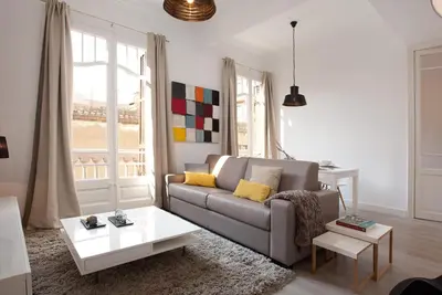 Image de Appartement avec style en plein centre 22