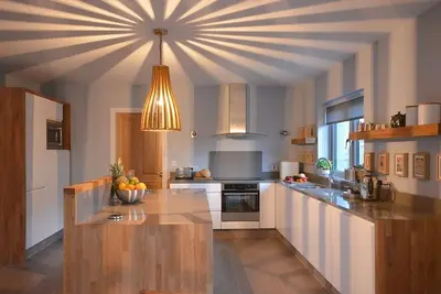 Image de Sonas - Supercool home Ă Dingle Town