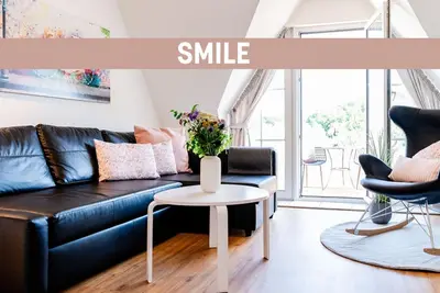 Image de bel appartement sur la plage avec vue sur l'eau