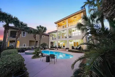 Image de Amazing Destiny East Maison de vacances avec piscine privée et commodités communautaires!