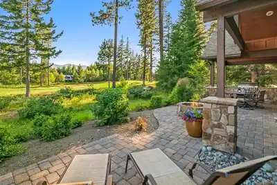 Image de Suncadia Retreat chic sur le 18 Fairway! Meublé de manière experte avec un bain à remous! !