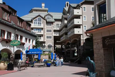 Image de Condo 5 étoiles skis aux pieds au cœur du village de Beaver Creek