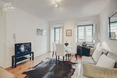 Image de Fantastique appartement dans la vieille ville de Lisbonne, capacité 7 personnes