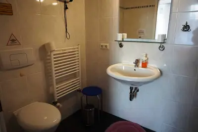 Image de Double 2 - Chambres privées à Ginkgo biloba