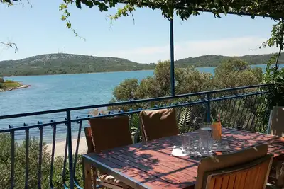 Image de Beachfront Apartment Fortuna - Accueil loin de la maison