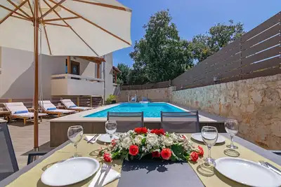 Image de All season-sun villa, private pool, near amenities