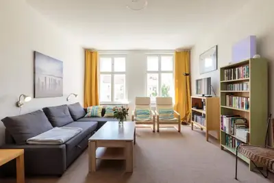 Charmant appartement ancien au pied du Schlosspark au cœur de Berlin