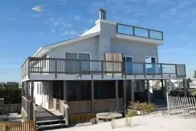 Image de Chowderfest Disponible, Oceanfront-Private Beach Access-Vues, Vues, Vues