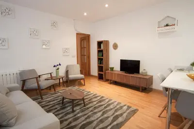 Image de Appartement confortable@Cortes *Lift*WiFi*.