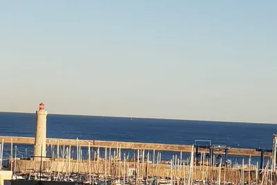 Image de The setting is royal, the imperial view: brightT2bis, sea view, air conditioning