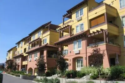 Image de Orienté vers la famille. Cette location propriété est située dans la belle ville d'Osoyoos, en Colombie-Britannique, au Canada et nous nous réjouissons de votre demande et / ou réservation.