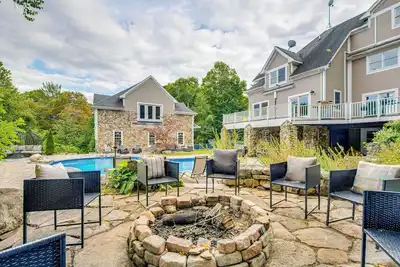 Image de Belmont House w / Pool - 5 min Ă Winnipesaukee!