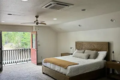 Image de Cozy Private McCall Centre-Ville Rénové Studio