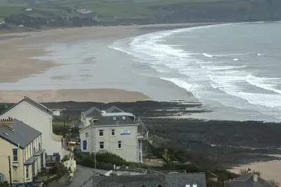 Image de Delightful Seaside Cottage avec une vue imprenable pour 7 personnes