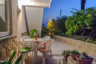 Image de Appartement de vacances avec terrasse et barbecue