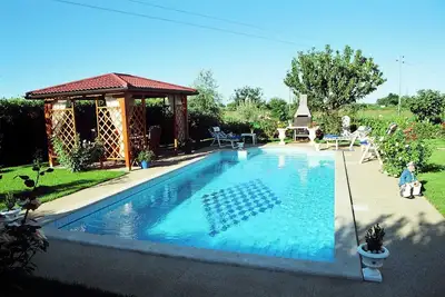 Image de Homerez - Villa charmante à Umag avec piscine privée