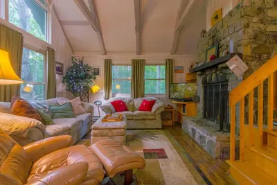 Image de Chalet 4 Br, Accès au Club Beech Mountain, Près des Pentes, Foyer, Trappe de Maïs, Grill