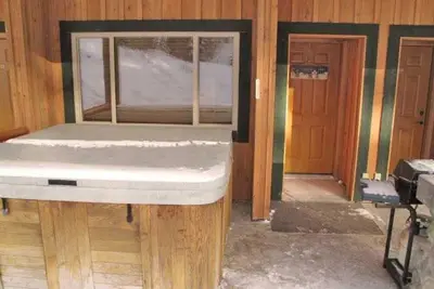 Image de Silver Bullet 1 Bedroom with Hot Tub