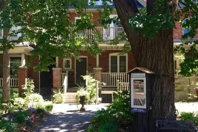 Image de Belle 1 Chambre Jardin Apt Dans Roncevaux High Park.