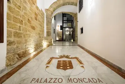 Maison Petra - Appartement dans un ancien bâtiment historique au coeur de Palerme