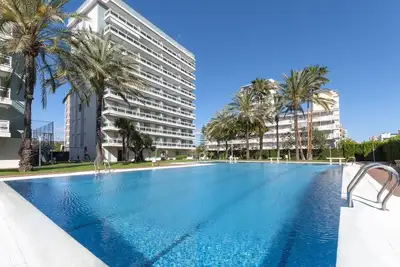 Image de Bel appartement familial près de la plage. Piscine / Wifi