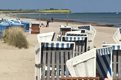 Image de 3 pièces Penthouse avec terrasse sur le toit et balcon directement à la marina!