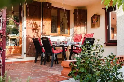 Image de Villa 4 pièces avec jardin, terrasse, animaux permis, parking