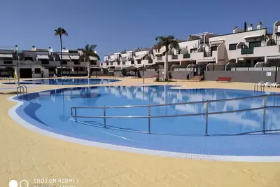Le Cocon Los Geranios – Appartement avec terrasse, piscine et calme à Tenerife