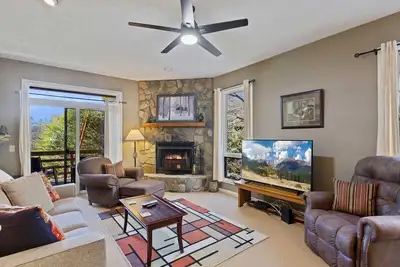 Image de 2br Condo at Yonahlossee Inn, Animaux admis, Accès au Club, Près du centre-ville Blowing Rock