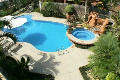 Image de Superbe Villa de 3 chambres avec piscine en front de mer Jaco Beach :)