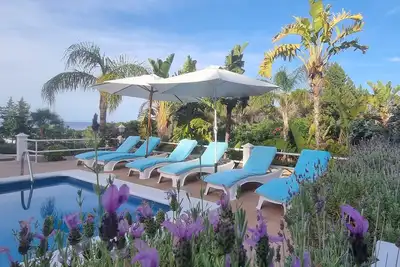 Image de Villa with pool and barbecue near the beach