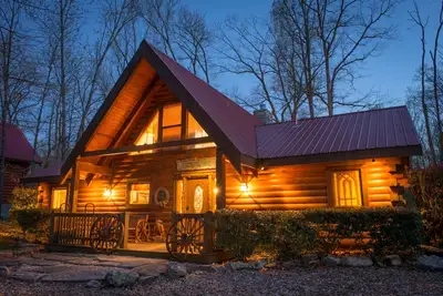 Image de Retraite familiale de luxe, souvenirs faits ici. Bain à remous, wifi, barbecue, activités en plein air