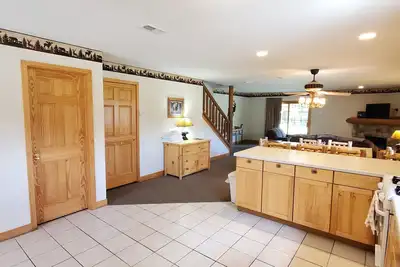 Image de Souvenirs à vie, sentiers de randonnée, Wifi, près de la rivière, aire de jeux, Pas De Frais De Nettoyage