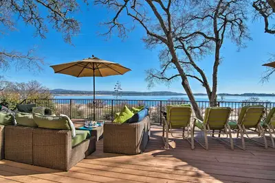 Image de Spacieuse 'Casa d'Amore' Granite Bay Lake House!