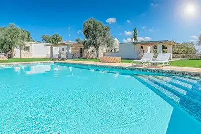 Image de Villa à Ceglie Messapica avec 4 chambres à coucher, 8 couchages