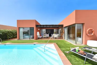 Par 4 Rental 1 Salobre by VillaGranCanaria