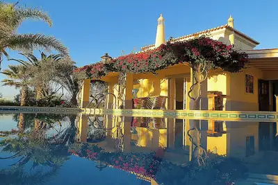 Image de Homerez - Villa spacieuse à Carvoeiro avec piscine privée