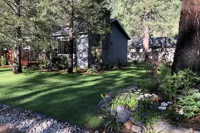 Image de Petite maison de charme, Gateway à la Sierra Outback, à quelques minutes du lac Tahoe