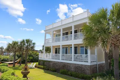 Paradis: 4 Br / 4. 5 Ba maison à Pawleys Island, pour 8 personnes