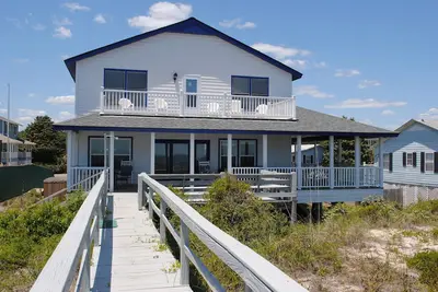 Brading: 5 Br / 5 Ba maison à Pawleys Island, pour 12 personnes
