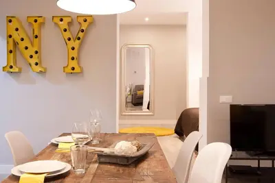 Image de Appartement avec style en plein centre B3