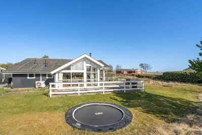 Image de Maison confortable à Hadsund avec sauna
