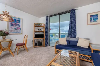 Image de 1 Br - Courte promenade à la plage! - Surf et raquette Gulf Shores * Nuits gratuites!