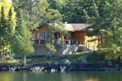 Image de Lakeside Deluxe 3 Bedroom Cottage - Sioux Narrows